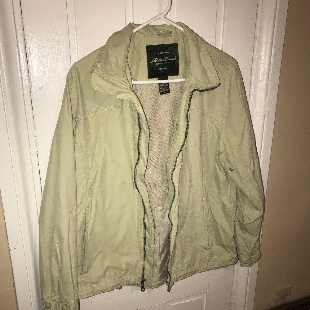 Eddie Bauer Women’s Lightweight Jacket